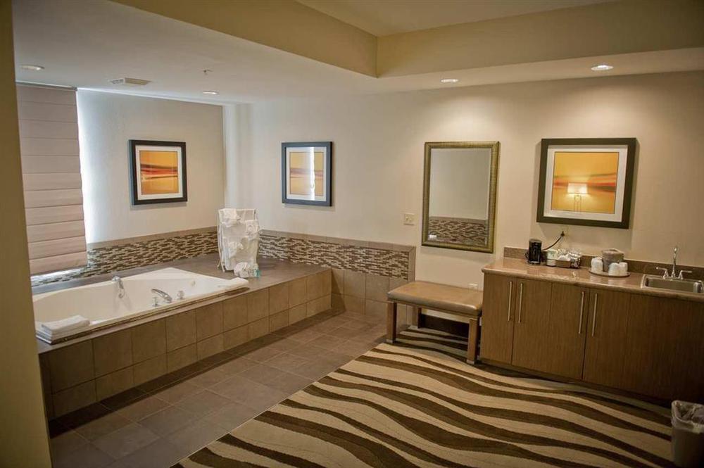Hampton Inn Oakland-Хейуорд Номер фото