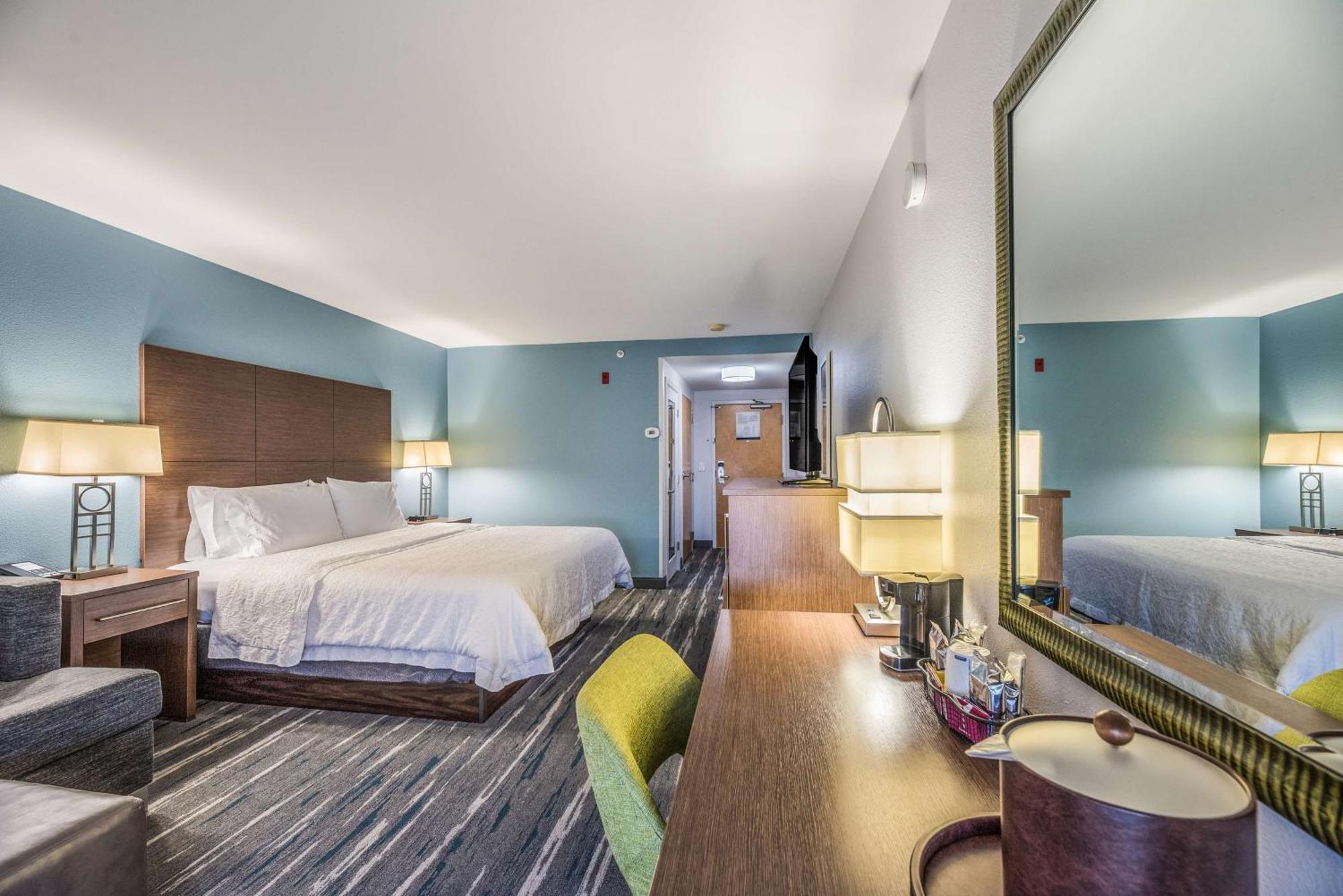 Hampton Inn Oakland-Хейуорд Экстерьер фото