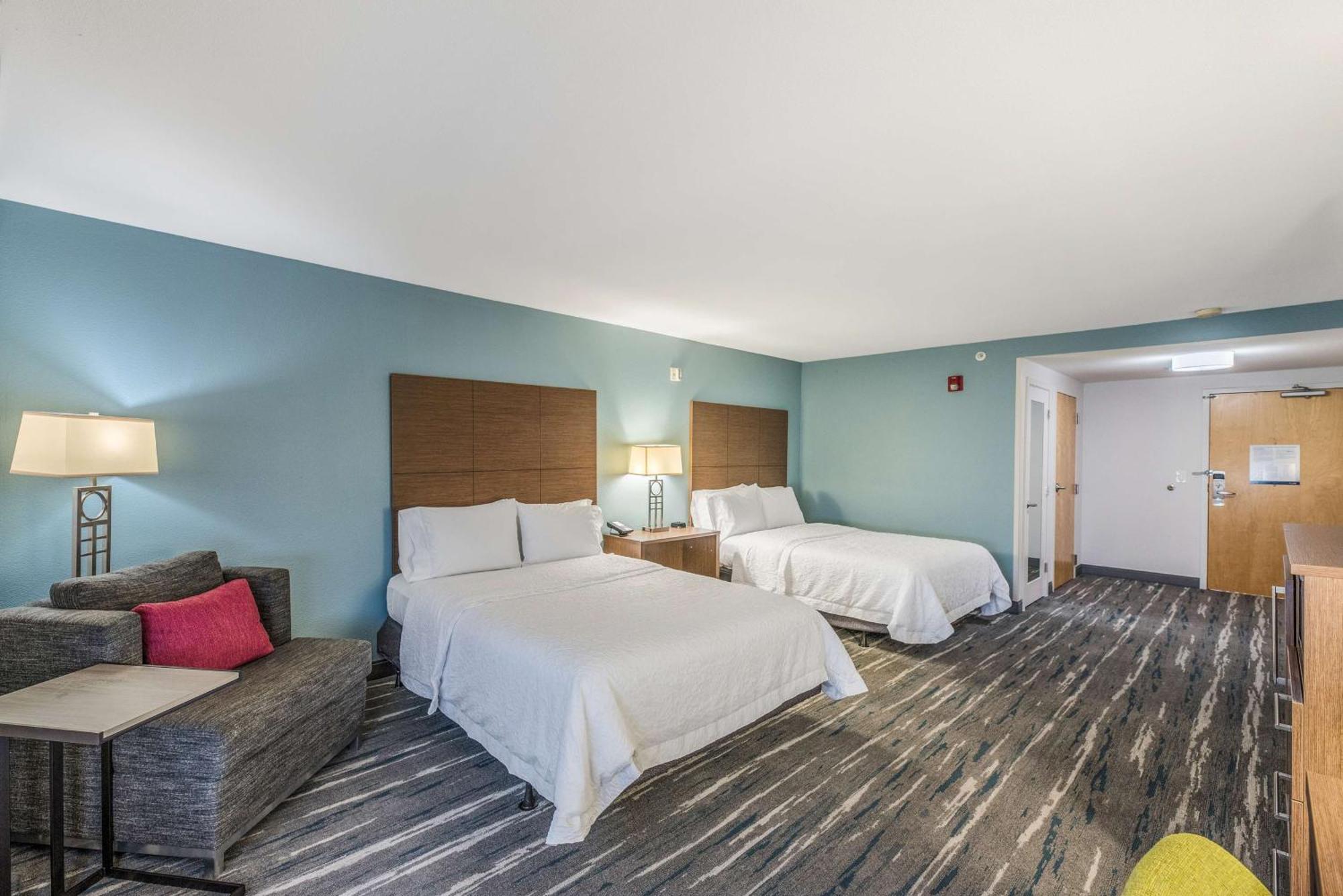 Hampton Inn Oakland-Хейуорд Экстерьер фото