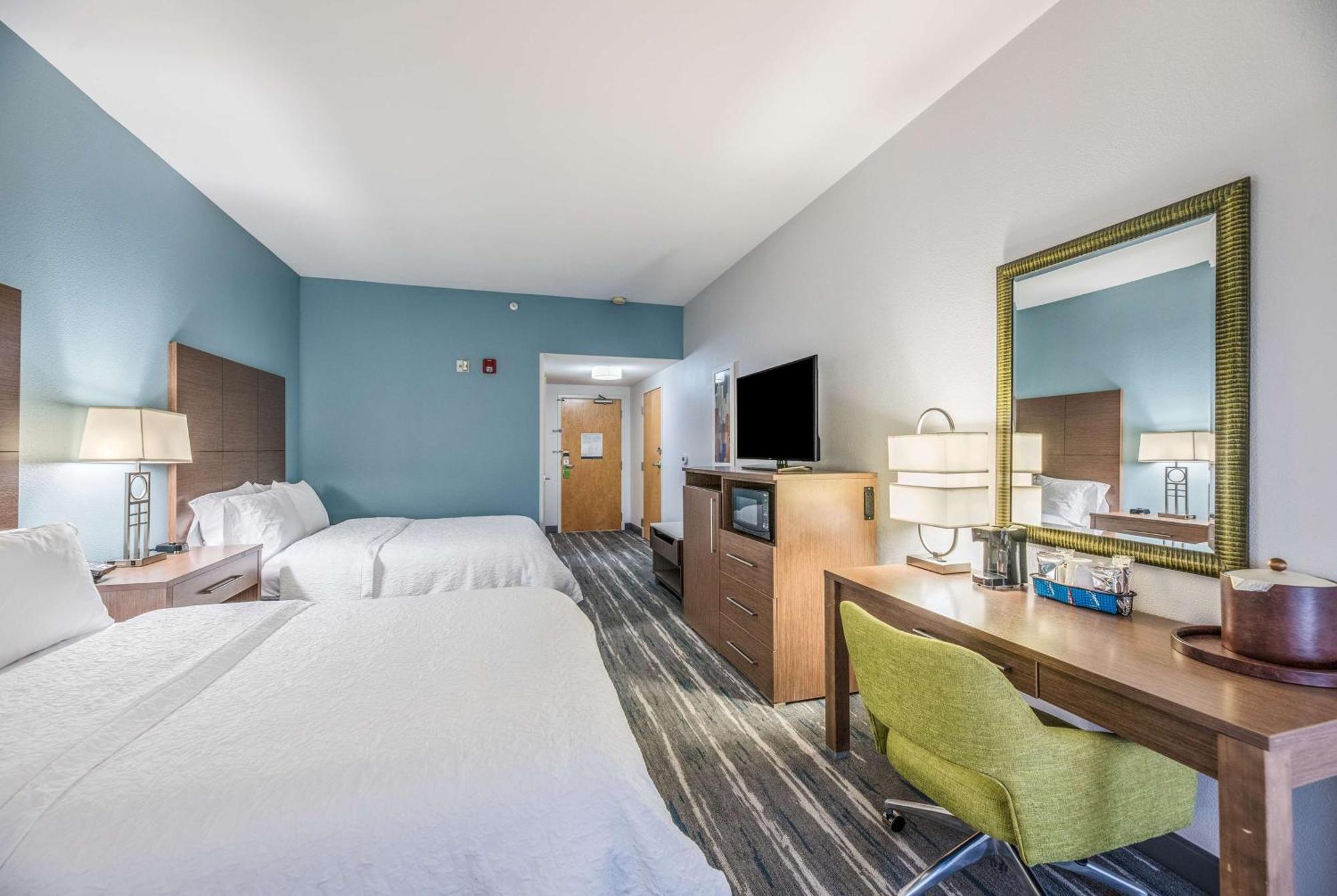 Hampton Inn Oakland-Хейуорд Экстерьер фото