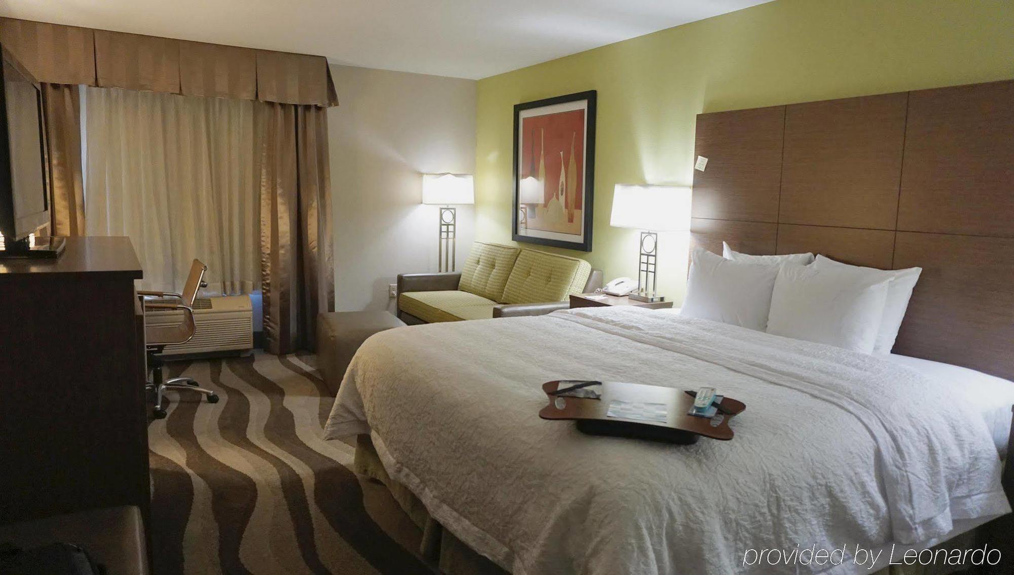 Hampton Inn Oakland-Хейуорд Экстерьер фото