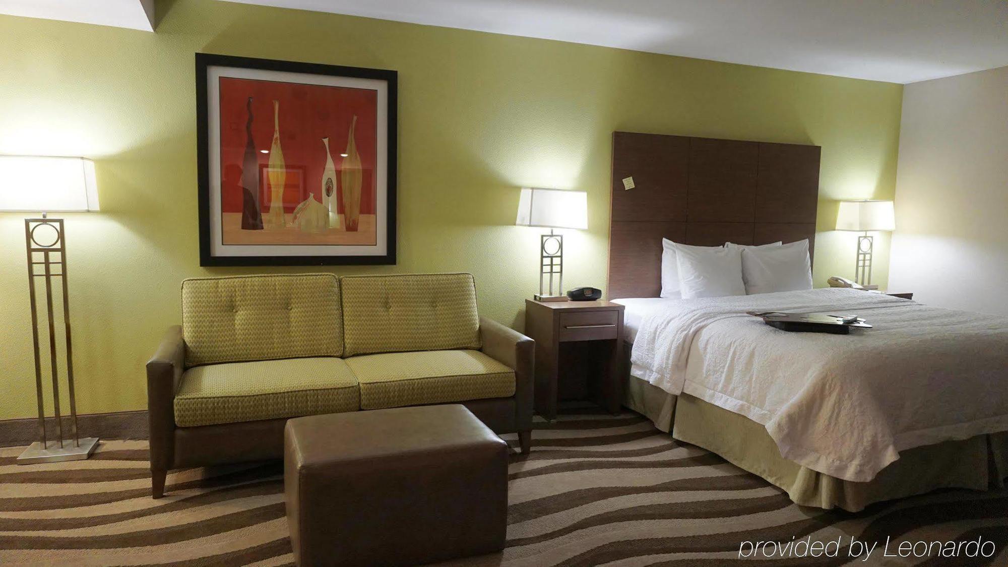 Hampton Inn Oakland-Хейуорд Экстерьер фото
