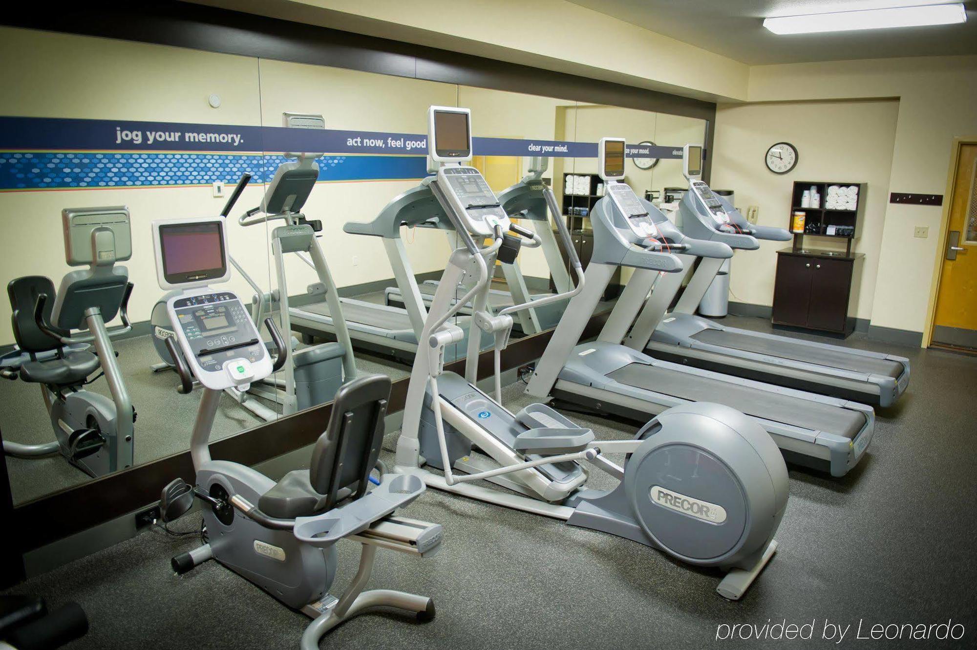 Hampton Inn Oakland-Хейуорд Экстерьер фото