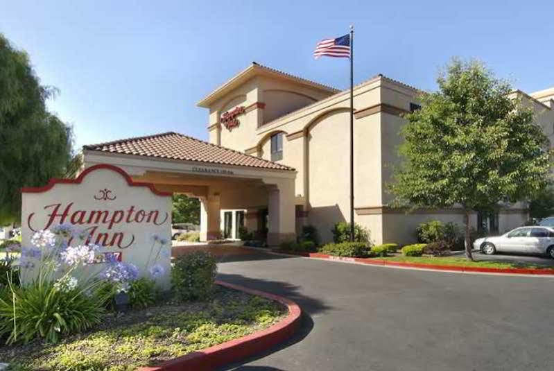 Hampton Inn Oakland-Хейуорд Экстерьер фото