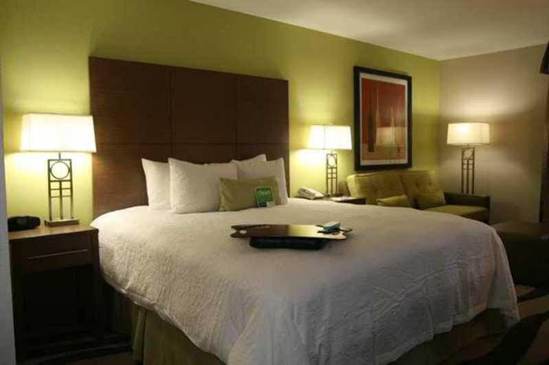 Hampton Inn Oakland-Хейуорд Экстерьер фото